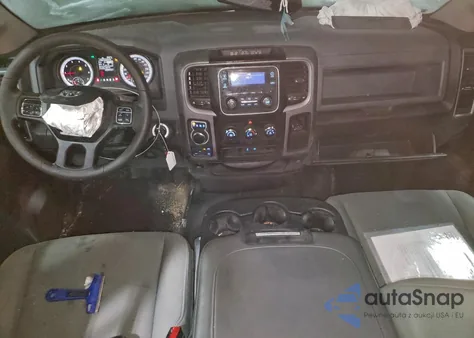 2015 Ram 1500 St z USA, uszkodzony, nr VIN 1C6RR7FG9FS595476